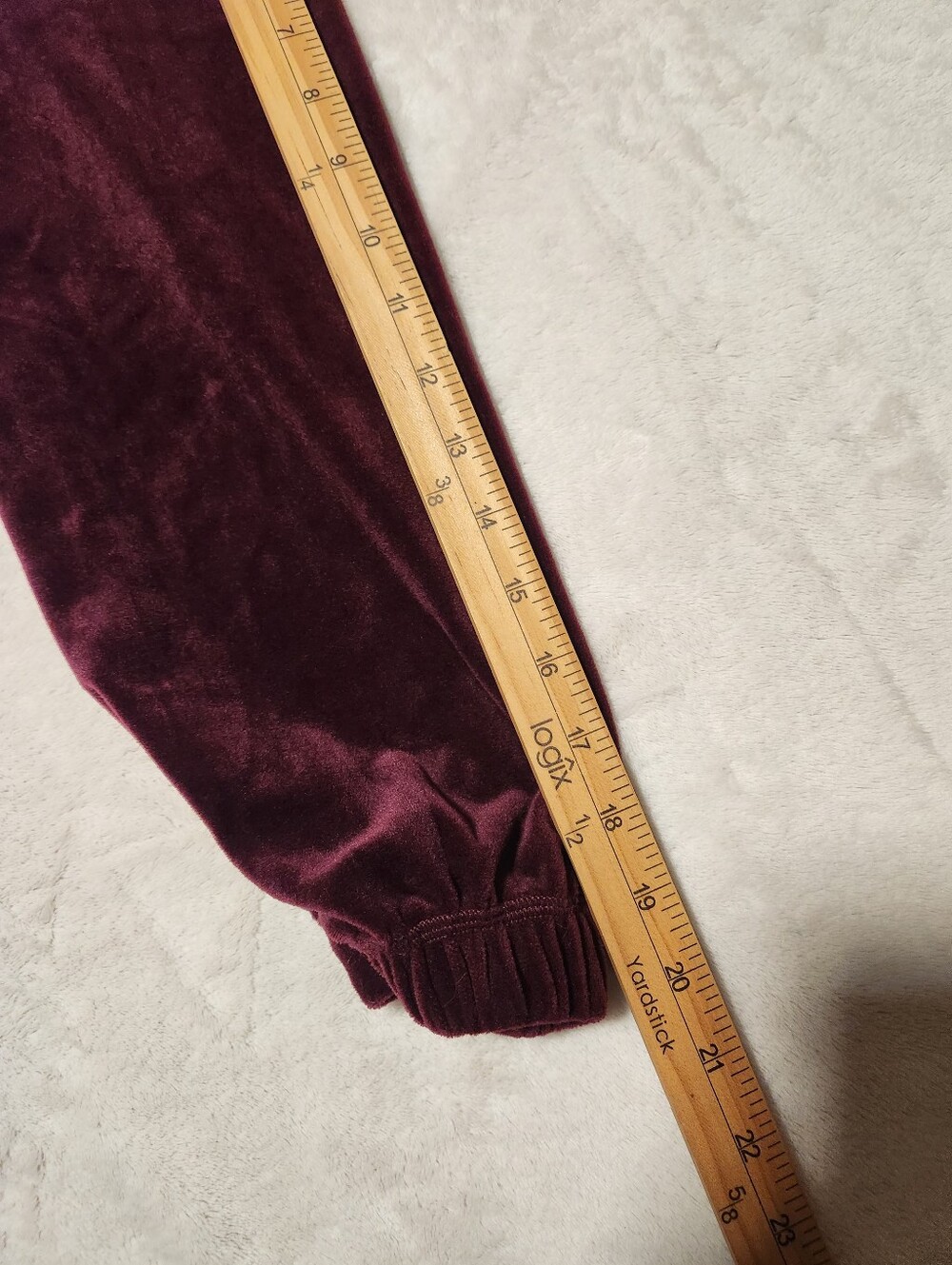 NWT Anthropologie Daily Practice Burgundy Velour Velvet Cropped Hoodie Small - Picture 8 of 13